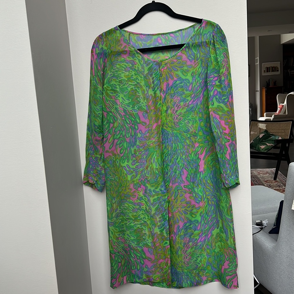 100% silk vest, long sleeves, size small